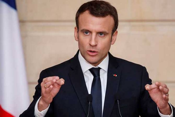 Президент Франции обвинил Россию в обострении конфликта между Арменией и 
Азербайджаном