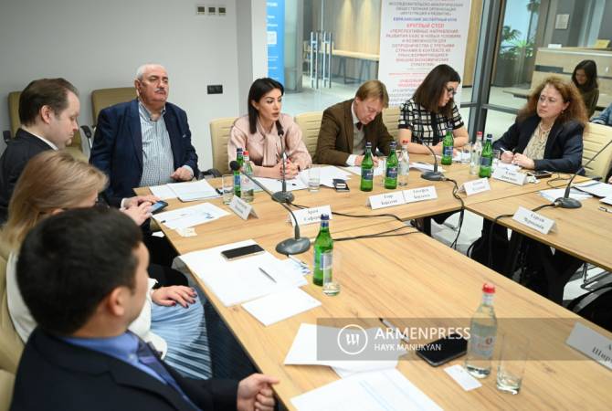 Հայ և ռուս փորձագետները Երևանում քննարկեցին  ԵԱՏՄ զարգացման հեռանկարային 
ուղղությունները

