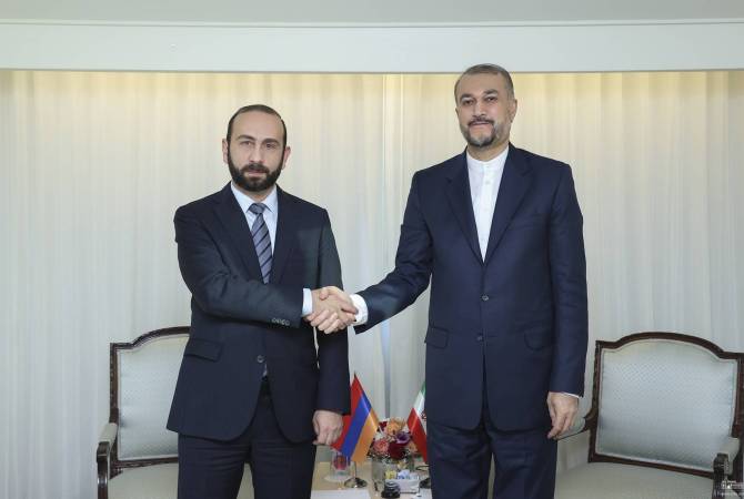 Le ministre iranien des Affaires étrangères se rend en Arménie

