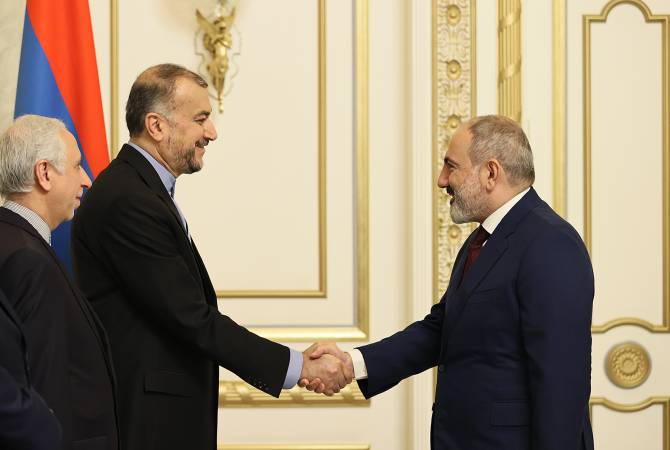 Le Premier ministre et le Ministre iranien des Affaires étrangères discutent de l'agenda des 
relations bilatérales