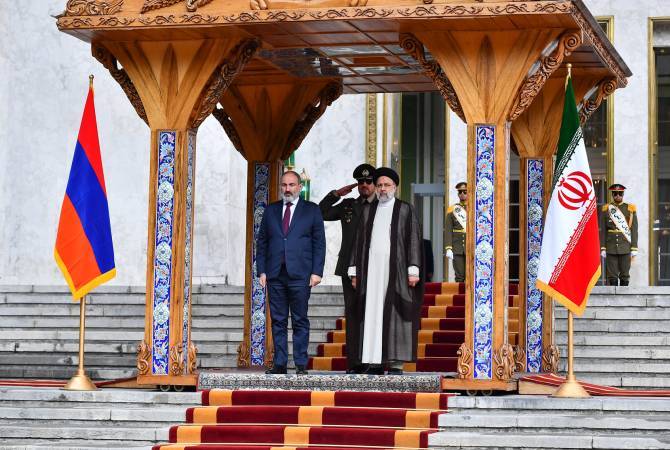 Reisi: Ermenistan Başbakanı'nın İran ziyareti her iki ülkenin kalkınması için de bir dönüm noktası 
olacaktır