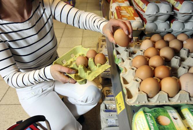  В Великобритании могут ограничить продажу яиц, пишут СМИ

 