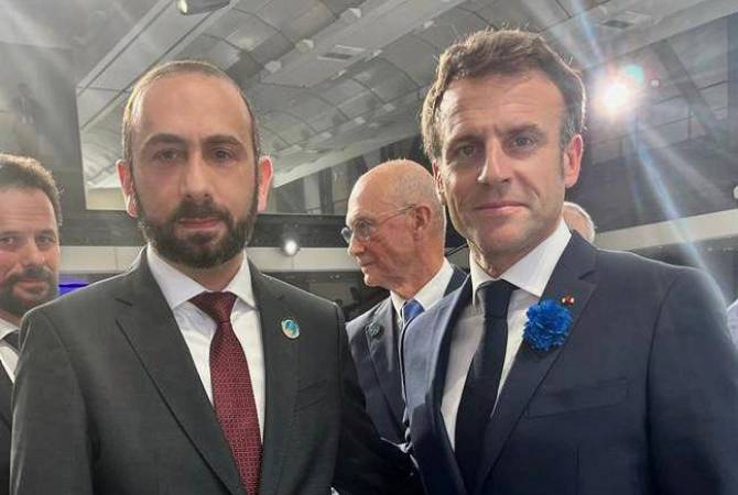 El ministro de Asuntos Exteriores de Armenia participó en el V Foro de París por la Paz