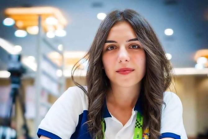 عضوة منتخب أرمينيا مريام مكرتشيان تحرز بطولة أوروبا للشطرنج للشابات 2022 في أنطاليا، تركيا