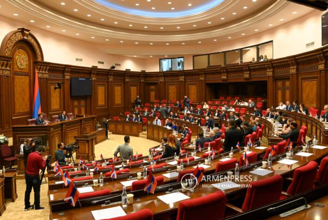 Comenzó un nuevo período de sesiones de la Asamblea Nacional con 31 proyectos en el orden 
del día