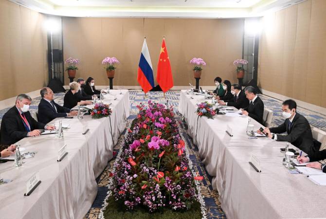  Китай выступил против исключения России из 
