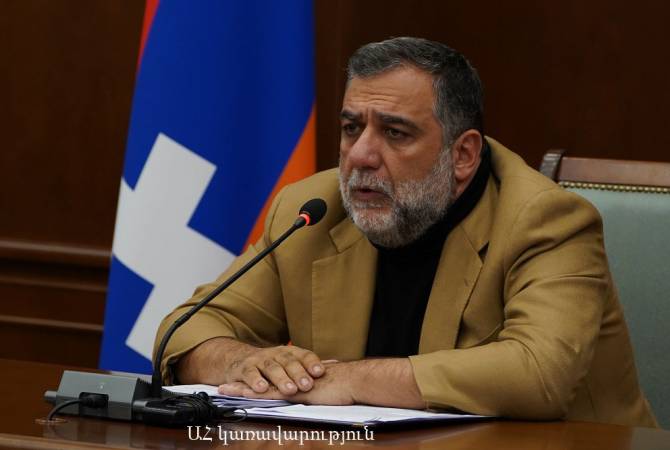 Ruben Vardanyan préside la réunion du gouvernement de l'Artsakh