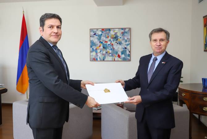 Armenia reaffirms commitment to open resident embassy in Uruguay