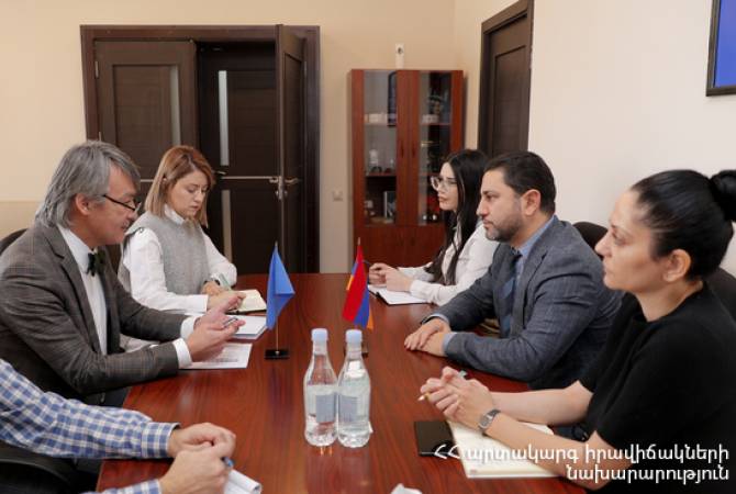 МЧС Армении и Агентство ООН по делам беженцев обсудили вопрос создания убежищ в 
приграничных населенных пунктах РА

