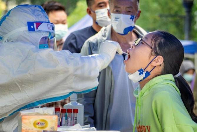 В Китае зафиксировано рекордное число случаев заражения коронавирусом