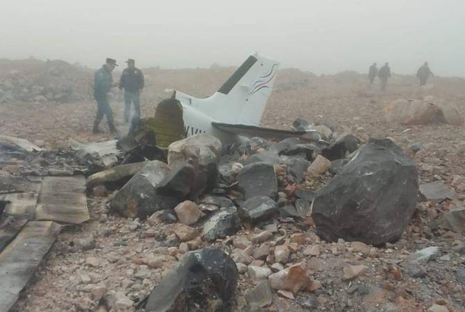 В районе села Джрабер упал самолет: на месте  происшествия обнаружено 2 обгоревших 
тела

