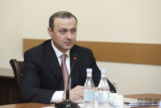 Ermenistan Güvenlik Konseyi Sekreteri: Azerbaycan için Karabağ sorunu "odadaki fil" haline 
geldi