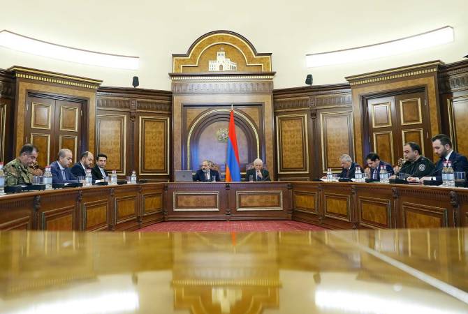 رئيس الوزراء نيكول باشينيان يترأس اجتماع طارئ لمجلس الأمن الأرميني وبحث مسألة إغلاق ممر 
لاتشين من قبل أذربيجان