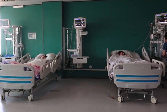 Լաչինի միջանցքի փակ լինելու պատճառով Արցախի Հանրապետական 
հիվանդանոցում մեկ պացիենտ է մահացել, չորսի վիճակը ծայրահեղ ծանր է