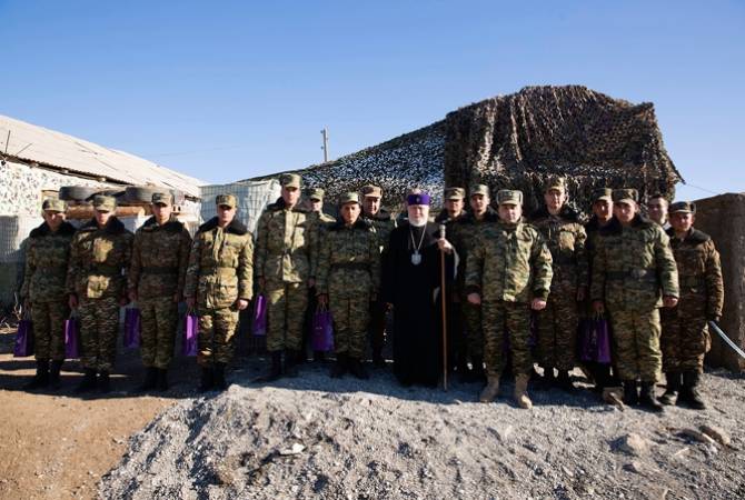  Католикос Всех Армян Гарегин Второй посетил боевые позиции 