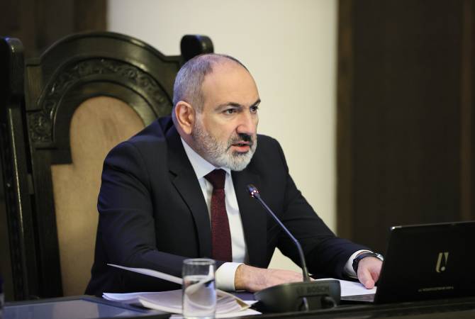 NK people and government’s reaction must by asymmetric – PM Pashinyan on blockade of 
Lachin Corridor 