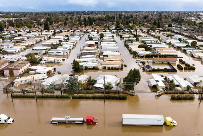  В Калифорнии выросло число погибших из-за шторма и наводнений 