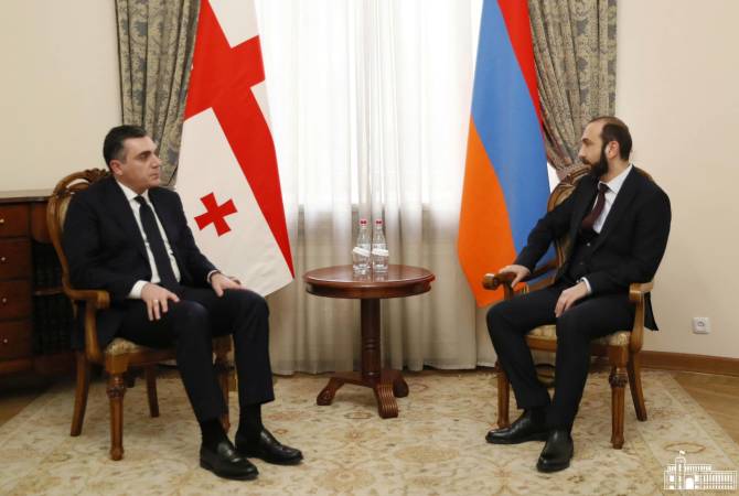  Главы МИД Армении и Грузии обсудили ряд вопросов региональной безопасности и 
стабильности 
