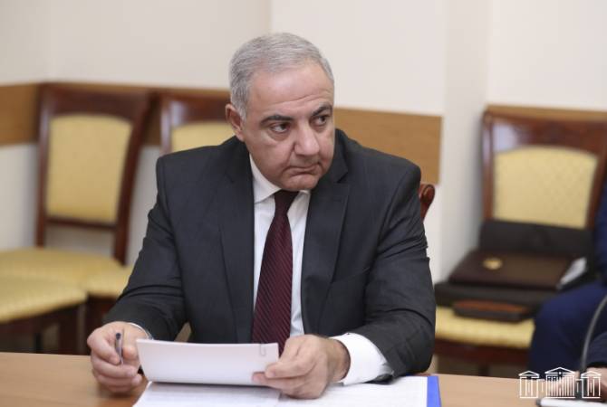 Armenian officials with clearance to classified information to be required to notify 
authorities upon leaving country
