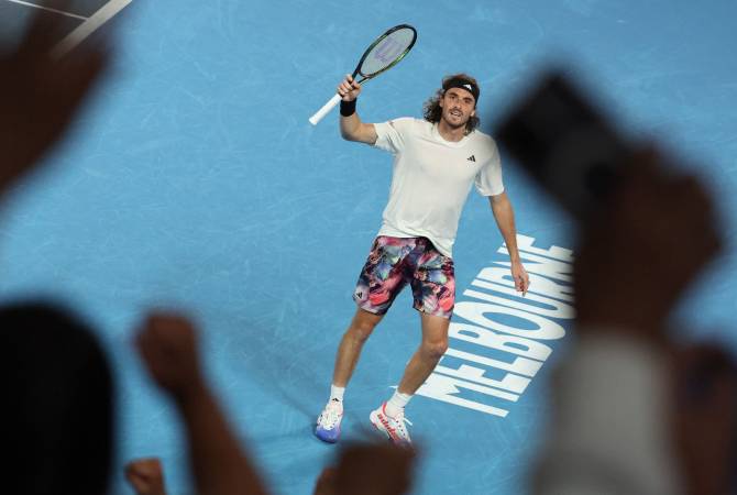  Стефанос Циципас — в четвертьфинале Australian Open 