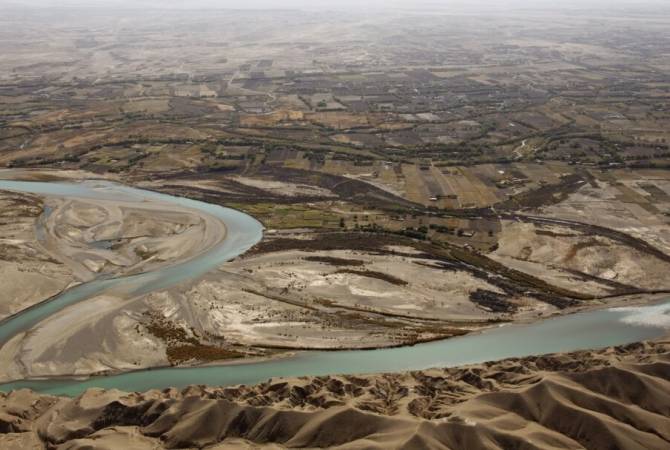  Талибы объяснили засухой сокращение поставок воды в Иран 