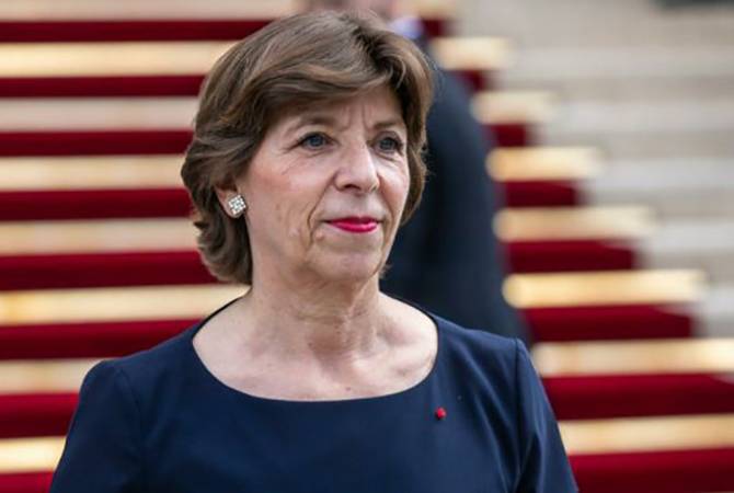وزيرة خارجية فرنسا كاثرين كولونا تقول أن فرنسا ستكون سعيدة بالمشاركة ببعثة المراقبة للاتحاد 
الأوروبي في أرمينيا