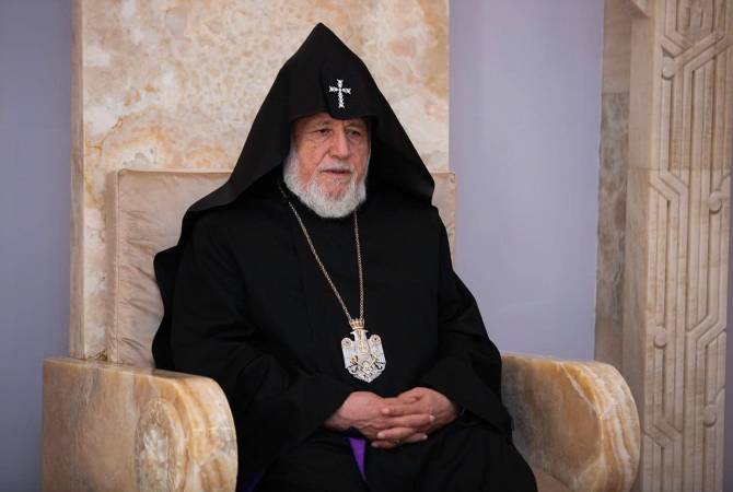 قداسة كاثوليكوس عموم الأرمن كاريكين الثاني يقدّم التعازي للرئيس السوري بشار الأسد في 
الزلزال المدمر