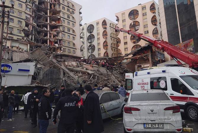 Япония направит дополнительную помощь Турции и Сирии из-за землетрясения 