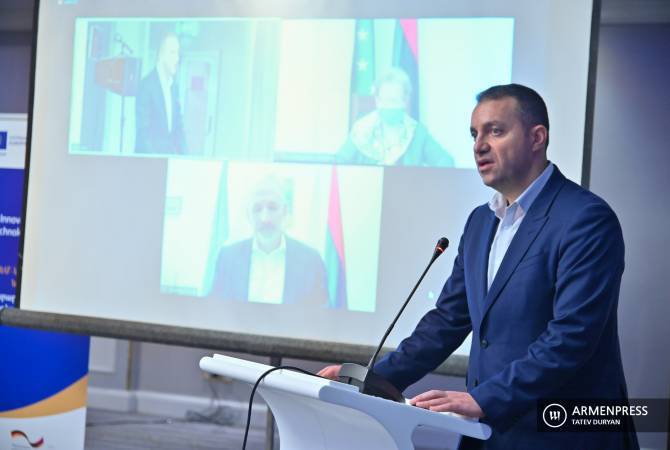 Министр экономики РА Керобян выступит на Всемирном правительственном саммите 