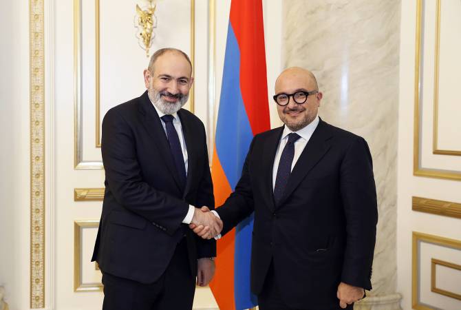 El primer ministro de Armenia recibió al ministro de Cultura de Italia