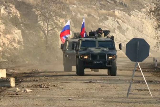 Командованием РМК продолжается переговорный процесс по возобновлению 
движения по Лачинскому коридору: МО РФ