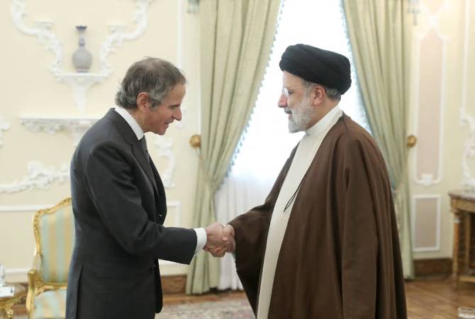  Иран заявил о достижении взаимопонимания с МАГАТЭ в ходе визита Гросси в 
Тегеран 
