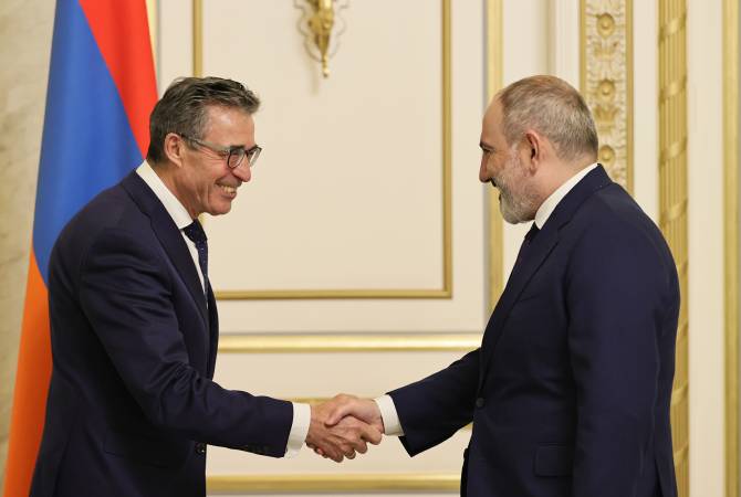 رئيس الوزراء نيكول باشينيان يستقبل الأمين العام السابق لحلف الناتو  أندرس فوغ راسموسن 