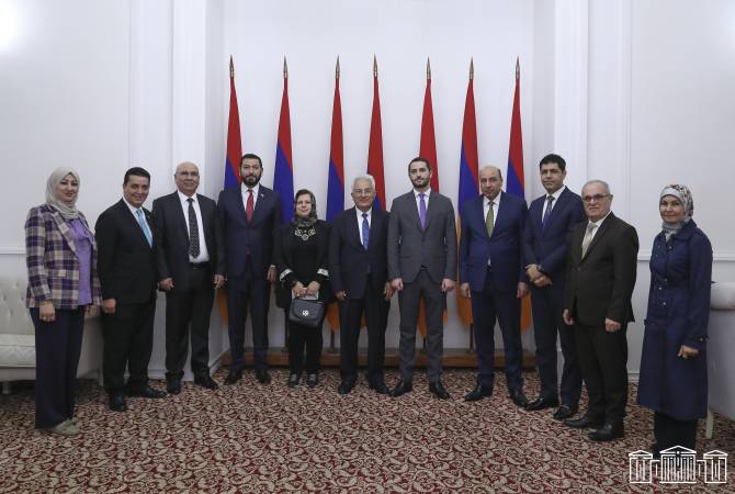  Вице-спикер НС Армении Рубинян принял делегацию Палаты представителей Ирака 