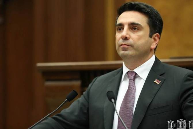 تحاول سلطات آرتساخ وأذربيجان الآن إيجاد بعض جوانب التفاوض-رئيس البرلمان الأرميني آلان 
سيمونيان