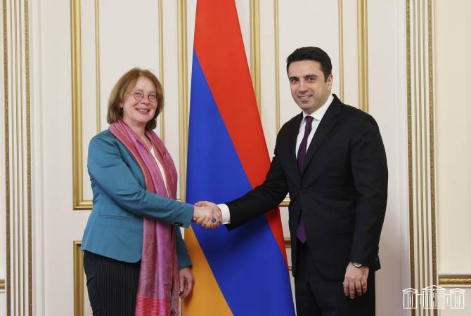  Спикер НС Армении на следующей неделе с рабочим визитом посетит Германию 
