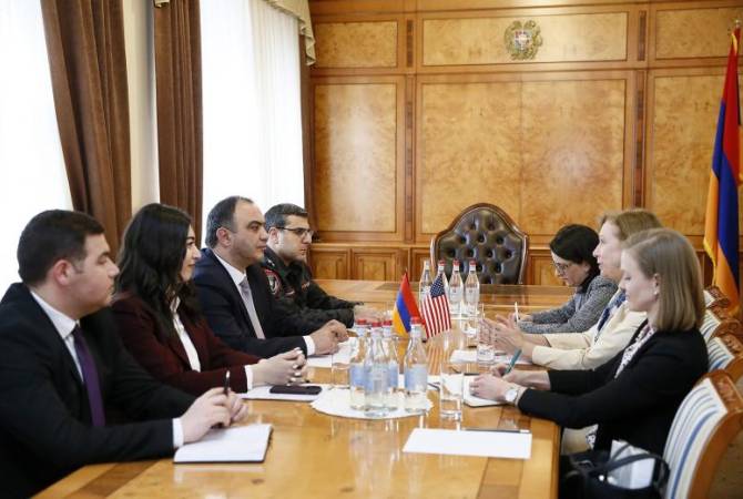  США готовы продолжить эффективное партнерство и поддержку МВД Армении 
