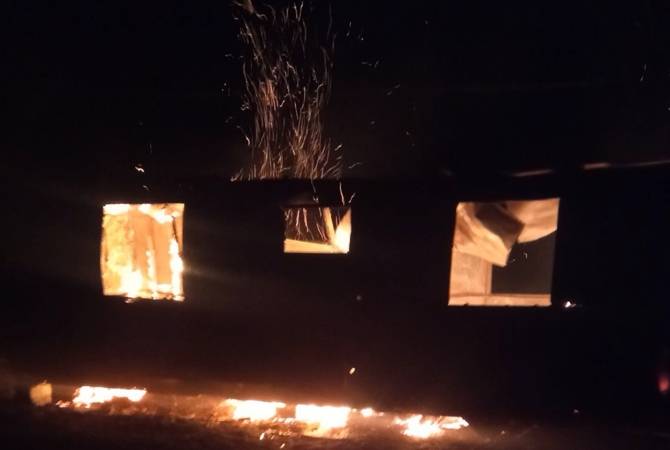 В селе Каянаван Тавушской области сгорела времянка