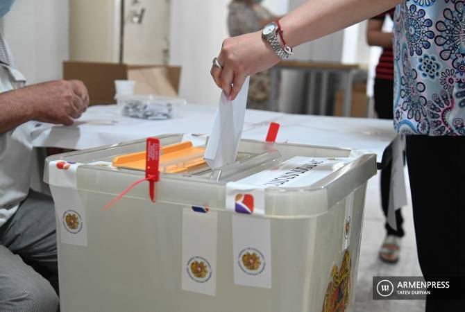 В выборах в общине Ани участвуют 4 политические силы, будет избран 21 член 
Совета старейшин