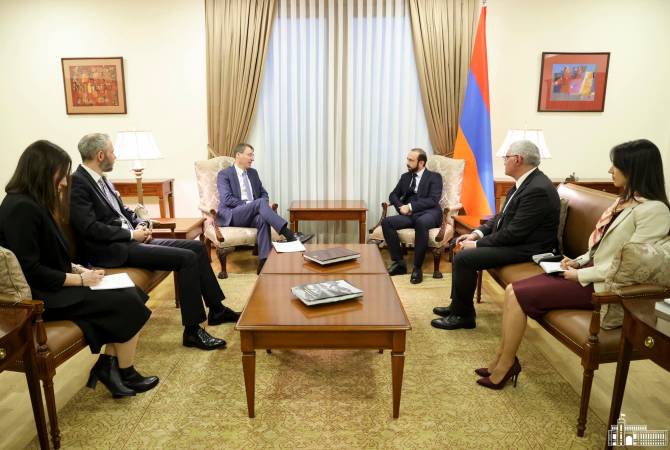 استفزازات أذربيجان لا تساهم في جهود إرساء الاستقرار-وزير الخارجية ميرزويان للوفد التشيكي-