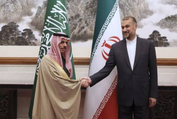  Главы МИД Ирана и Саудовской Аравии в Китае выступили с совместным заявлением 
о расширении взаимного доверия 