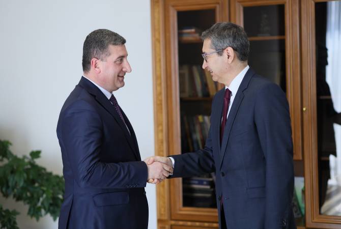 Ermenistan ve Kazakistan enerji, ulaştırma ve havacılık sektörlerinde işbirliği konularını 
görüştü