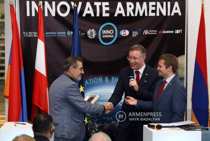 Между Аэрокосмическим агентством Армении и Австрийским космическим форумом 
подписан меморандум об исследовании Марса