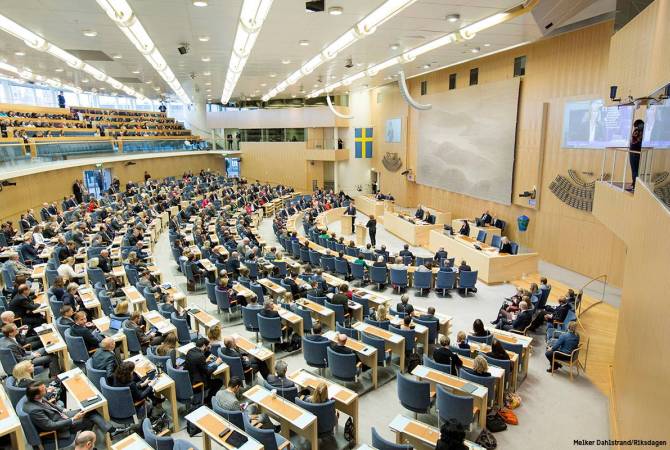 Les législateurs suédois appellent à la libre circulation dans le corridor de Latchine