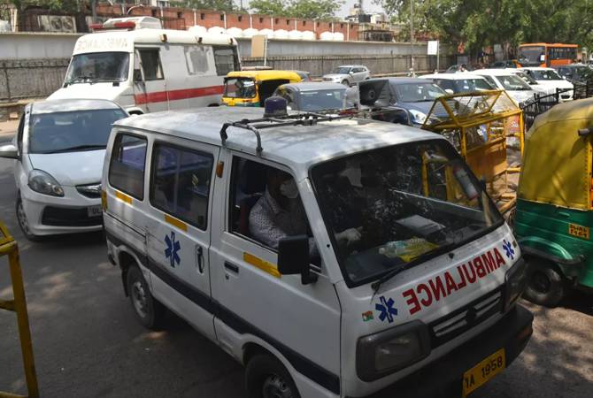  В Индии девять человек погибли из-за утечки неизвестного газа 