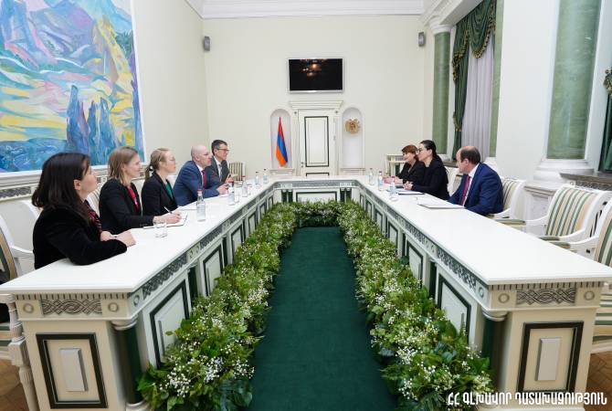  Обсуждены возможности развития сотрудничества между генпрокуратурой Армении 
и госдепом США 