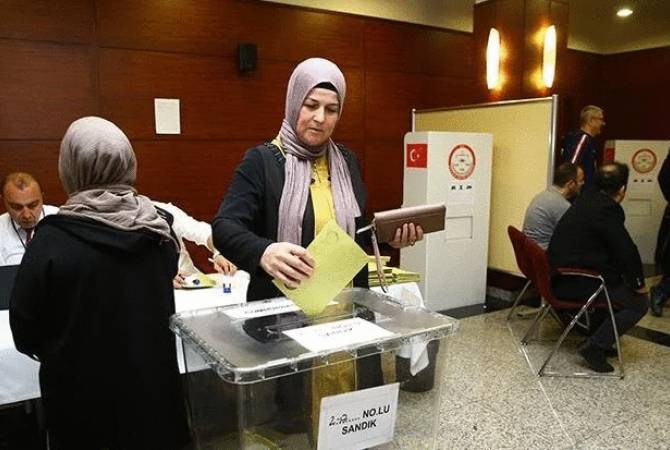 Граждане Турции, проживающие за границей, начали голосовать на президентских 
выборах