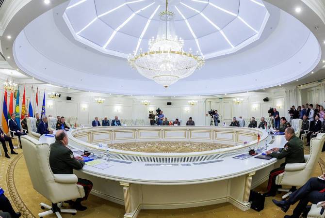 Совет министров обороны стран ОДКБ считает необходимым изменить правовые 
базы ОДКБ и стран-членов