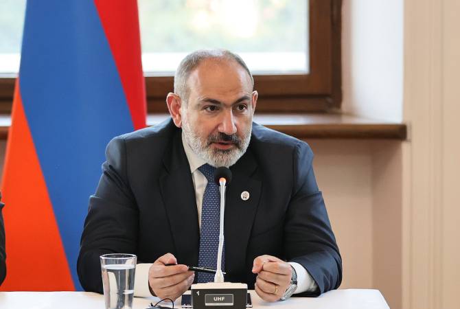 Pashinyan rules out “unsolvable” road issues related to enclaves