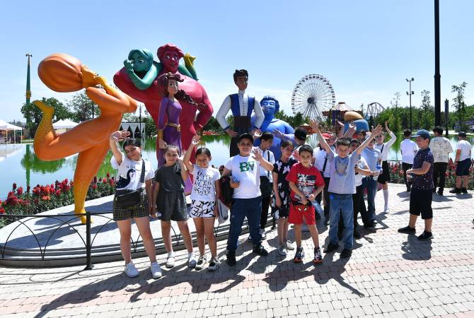  Подарок на 1 июня: по приглашению премьер-министра Армении и его супруги 
«Yerevan Park» посетили 850 детей 
